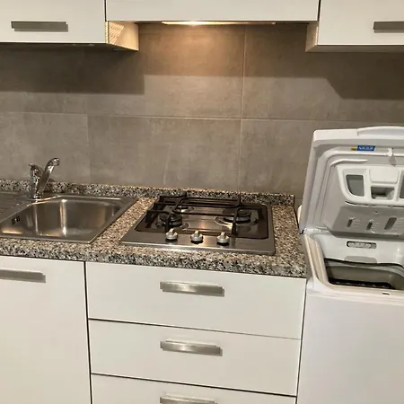 アパート Meridiana