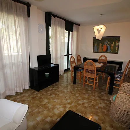 Meridiana アパート *